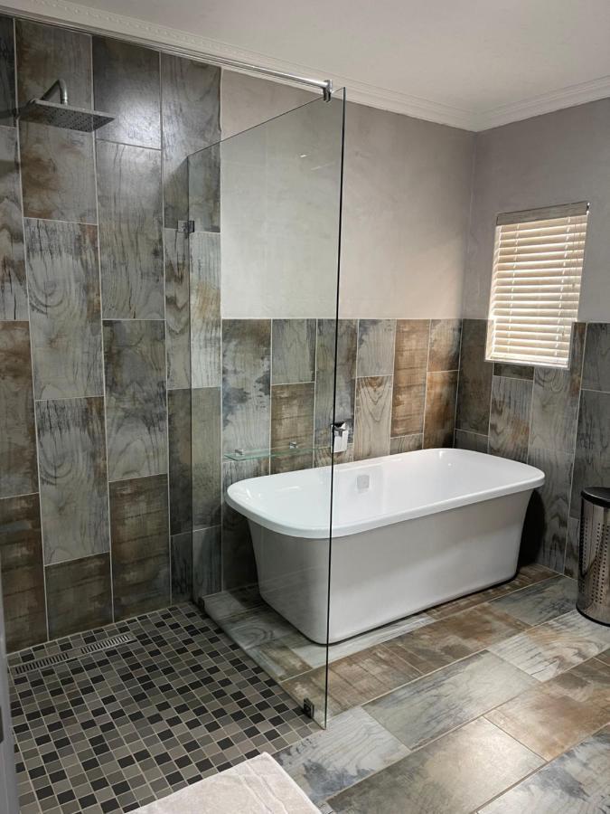 Kirkwood Upper Room Guesthouse מראה חיצוני תמונה