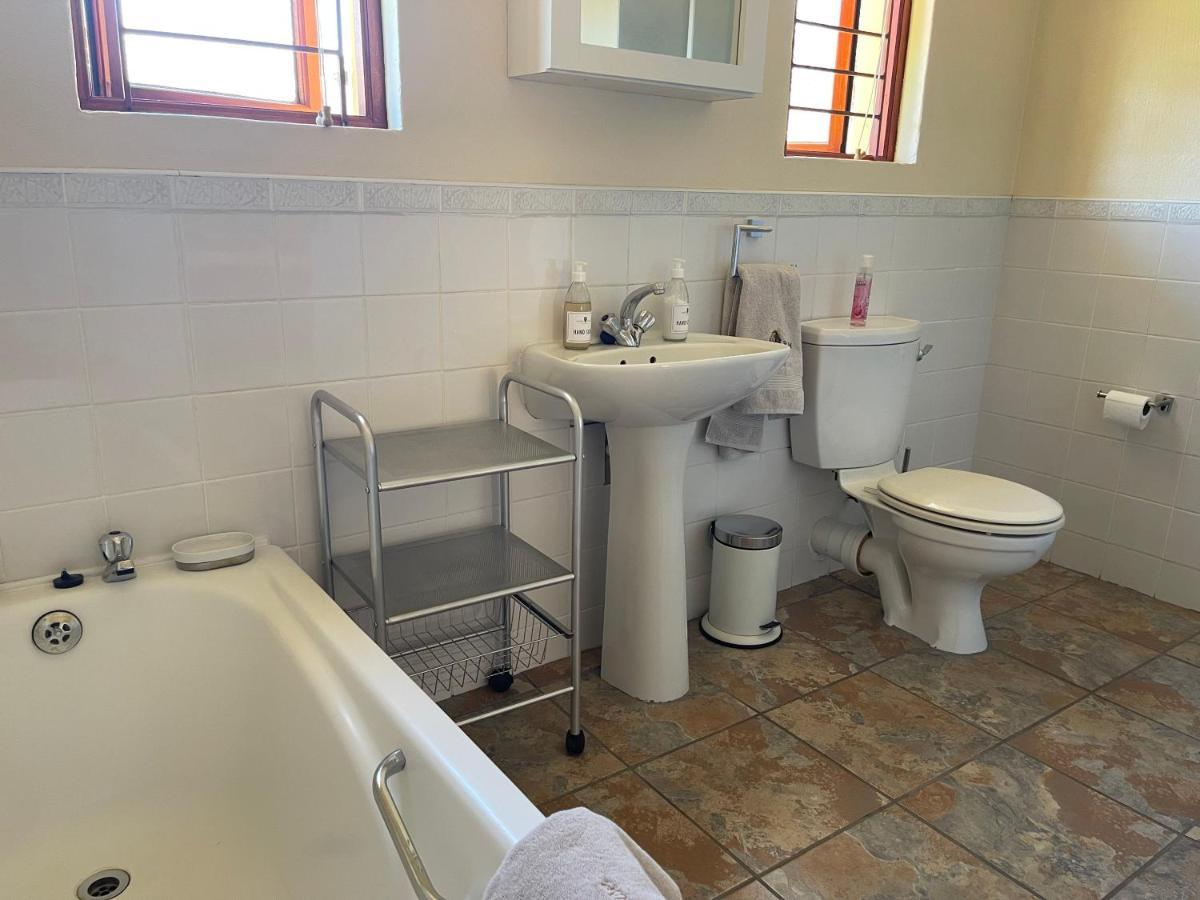 Kirkwood Upper Room Guesthouse מראה חיצוני תמונה